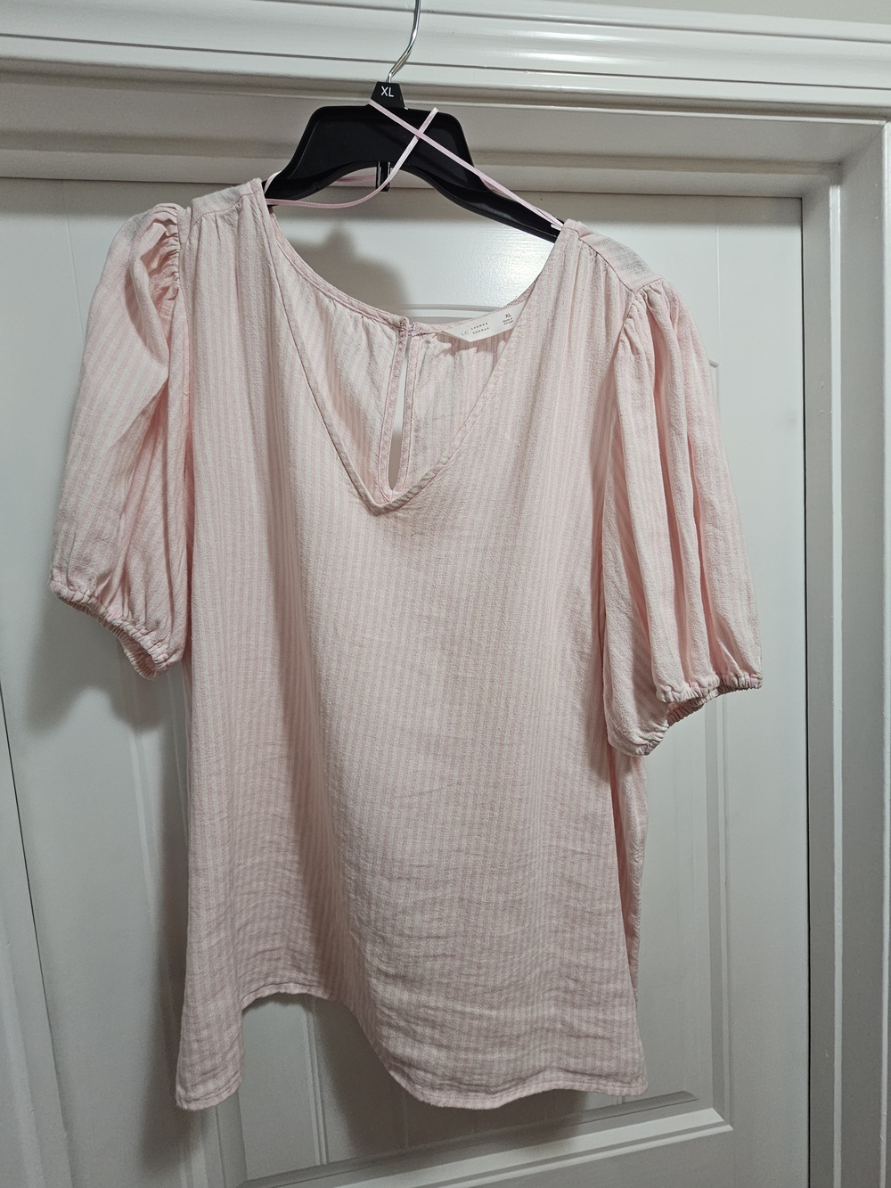LC Lauren Conrad Pale Pink Puff Sleeve Blouse